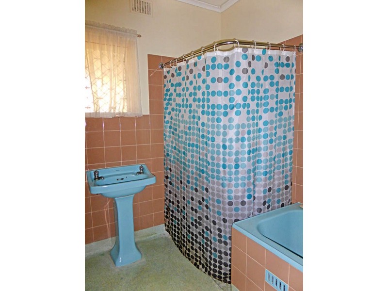 9 Acacia Avenue, Campbelltown SA 5074