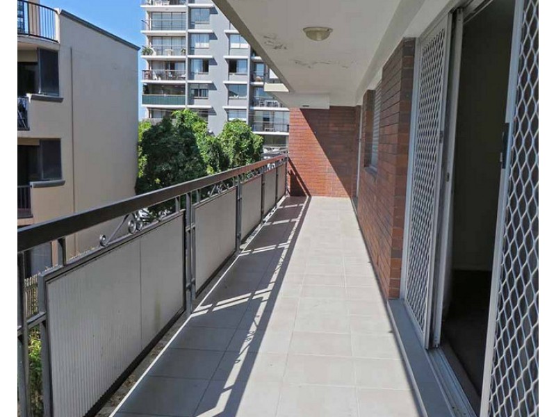 5/104 Thorn Street, Kangaroo Point QLD 4169