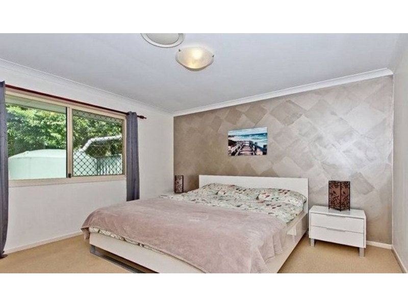 37 Cambridge Crescent, Fitzgibbon QLD 4018