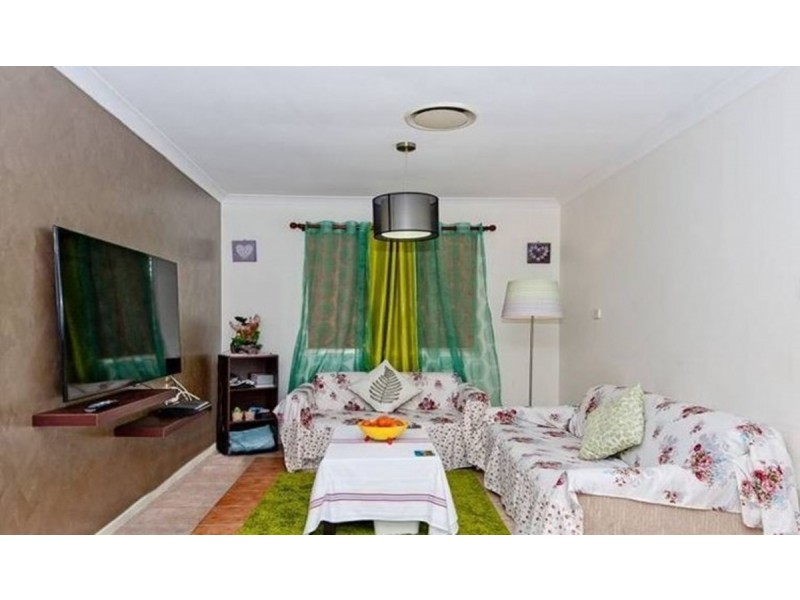 37 Cambridge Crescent, Fitzgibbon QLD 4018