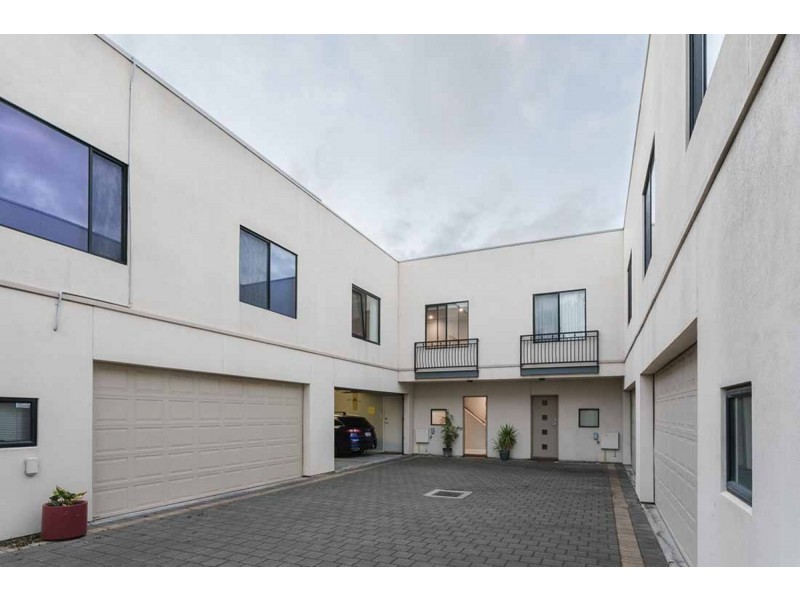 C/555 Anzac Highway, Glenelg North SA 5045