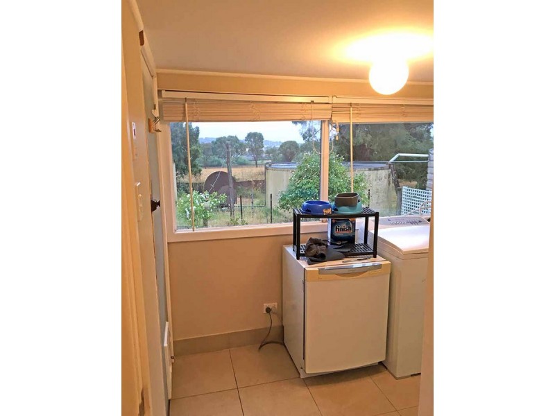 3 Huntly Street, Macarthur VIC 3286