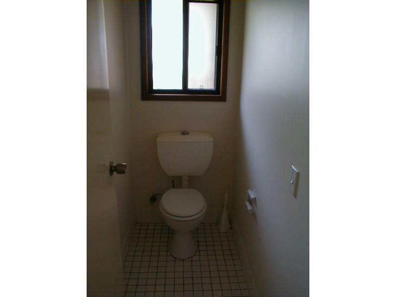 1/5 Tannock Street, Ashmore QLD 4214