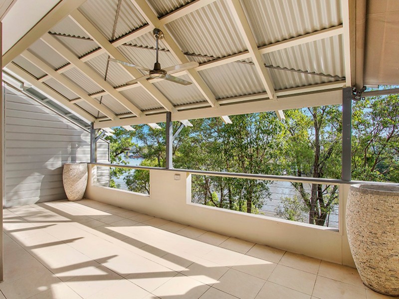 15/9 Rosecliffe Street, Highgate Hill QLD 4101