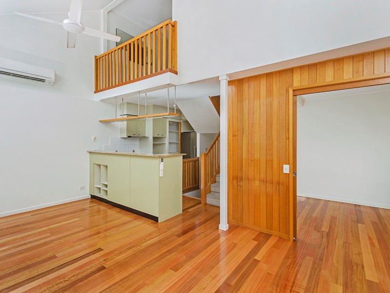 15/9 Rosecliffe Street, Highgate Hill QLD 4101