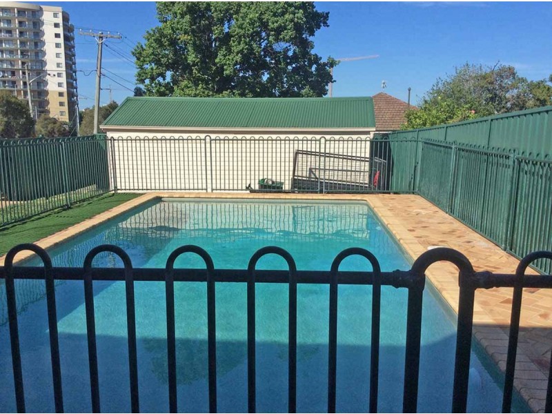 87 Bridge Road, Westmead NSW 2145