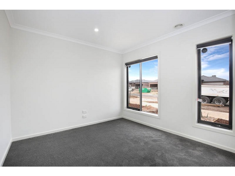 97 Oakpark Drive, Melton West VIC 3337