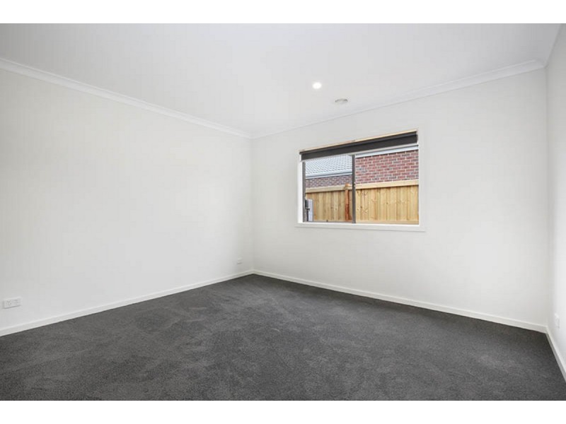 97 Oakpark Drive, Melton West VIC 3337