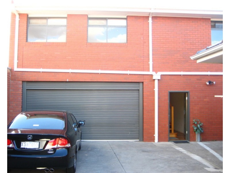 3/15 Nicholson Street, Coburg VIC 3058