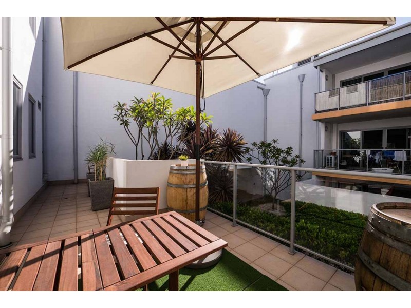 25/154 Newcastle Street, Perth WA 6000