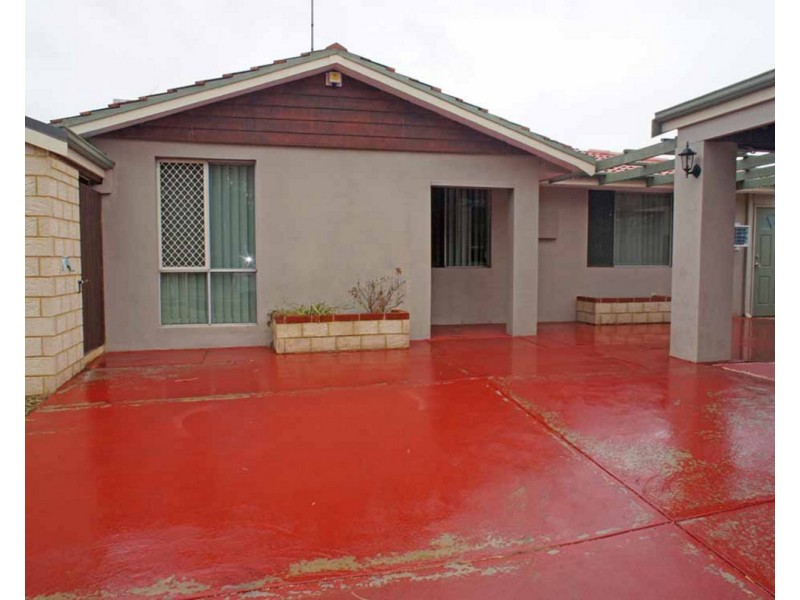 2 Brookside Avenue, Kelmscott WA 6111
