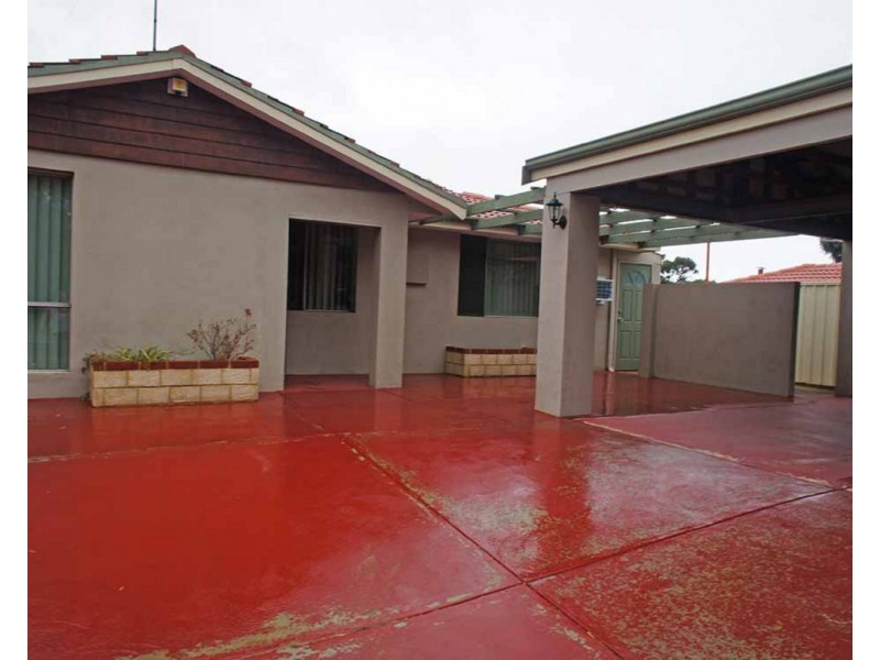 2 Brookside Avenue, Kelmscott WA 6111