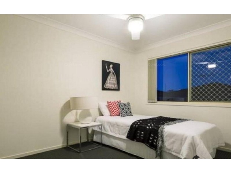 3 Creekside Circuit West, Victoria Point QLD 4165