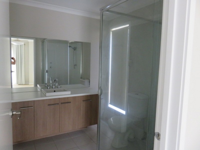 24 Wattlebird Drive, Burton SA 5110