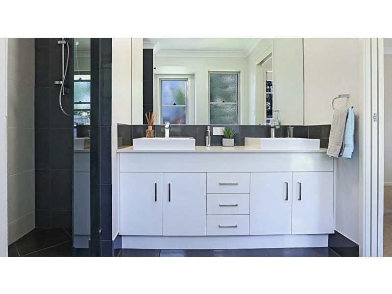 16 Morinda Circuit, Noosaville QLD 4566