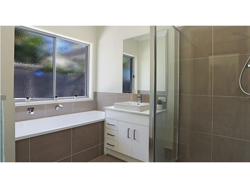 16 Morinda Circuit, Noosaville QLD 4566