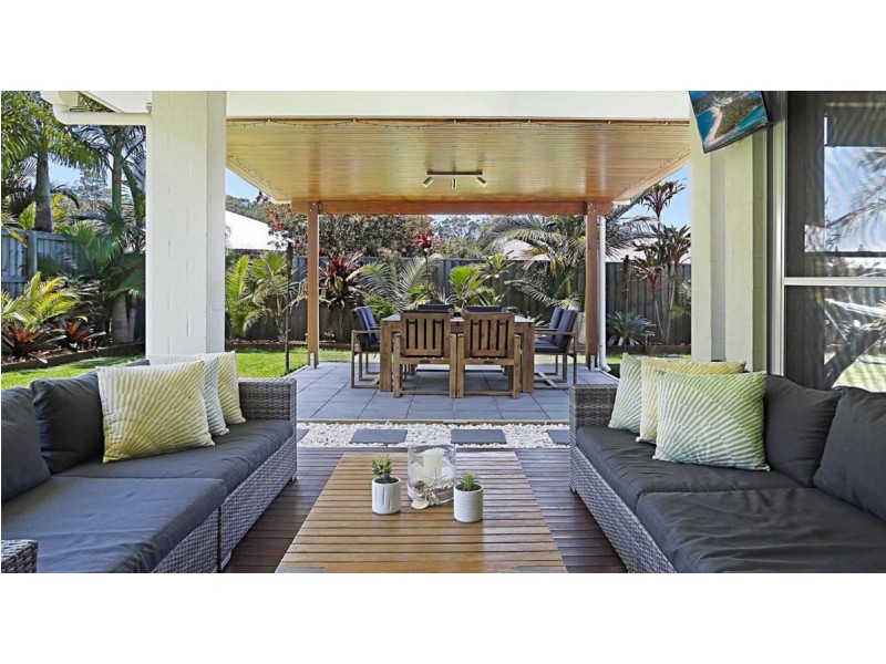 16 Morinda Circuit, Noosaville QLD 4566
