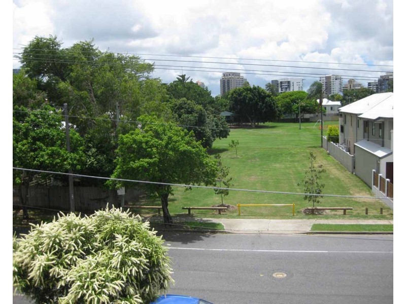 2/109 Baines Street, Kangaroo Point QLD 4169