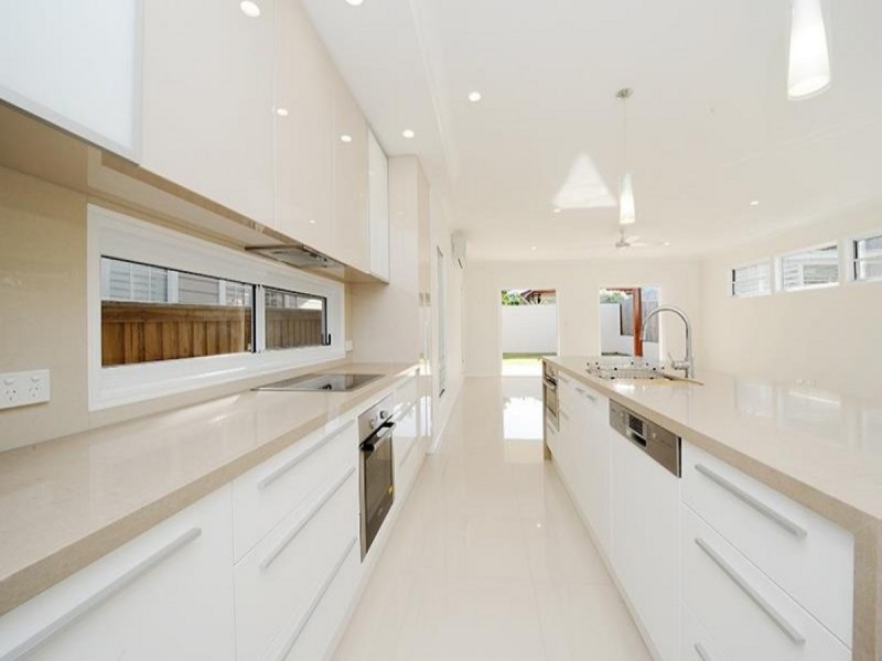 27A Macdonald Street, Dicky Beach QLD 4551
