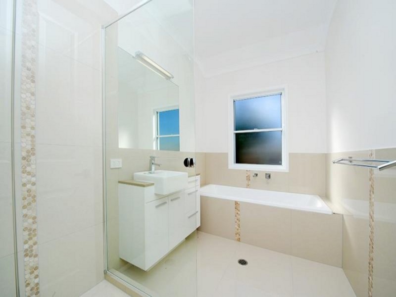 27A Macdonald Street, Dicky Beach QLD 4551