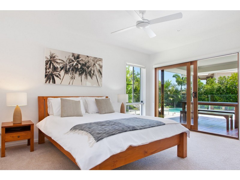 22 Smoke Bush Drive, Noosa Heads QLD 4567