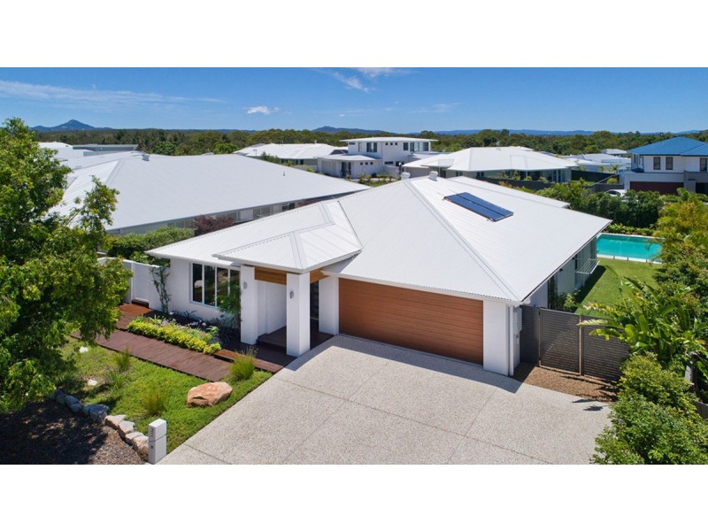 22 Smoke Bush Drive, Noosa Heads QLD 4567
