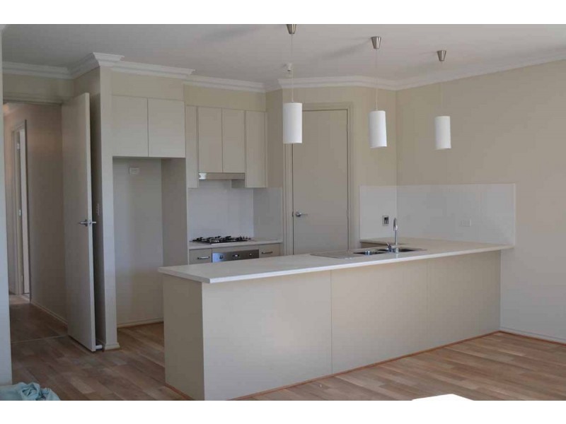 4 Pantowora Drive, Hope Valley SA 5090