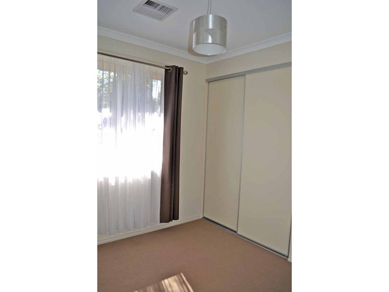 4 Pantowora Drive, Hope Valley SA 5090