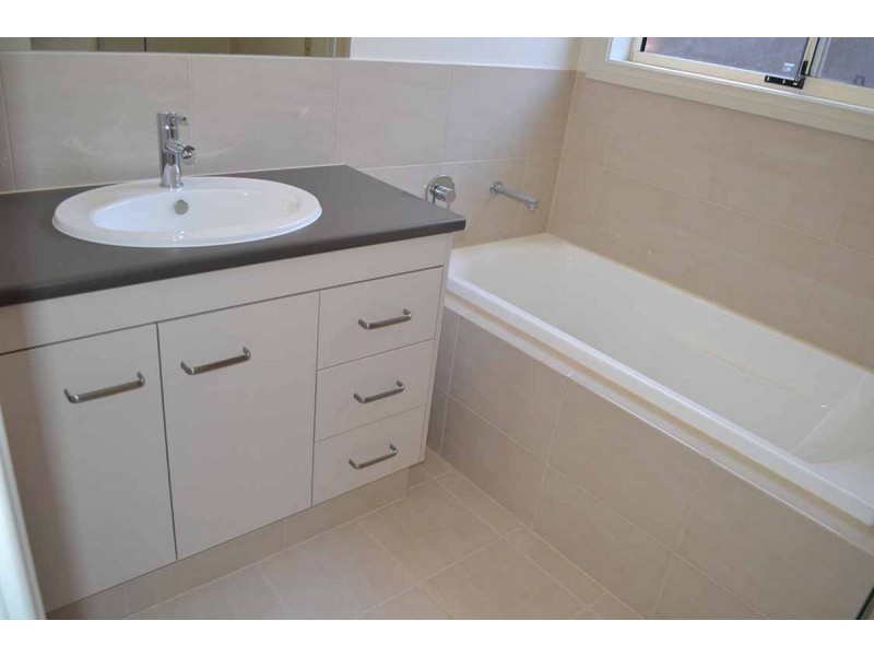 4 Pantowora Drive, Hope Valley SA 5090