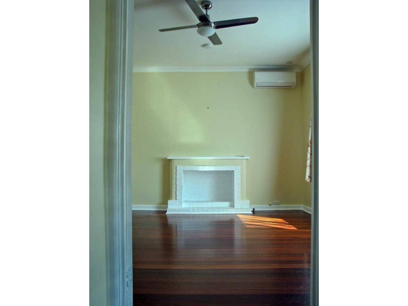 184 Holbeck Street, Doubleview WA 6018