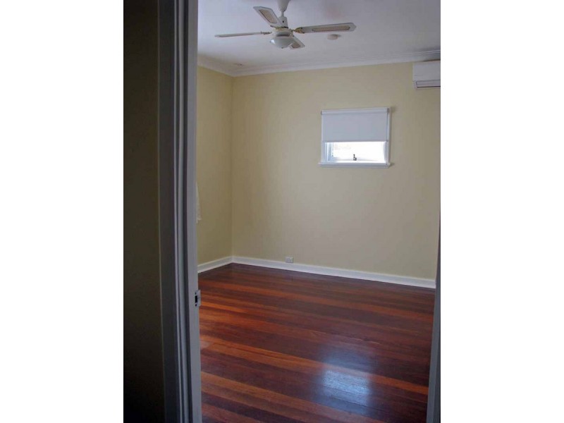 184 Holbeck Street, Doubleview WA 6018