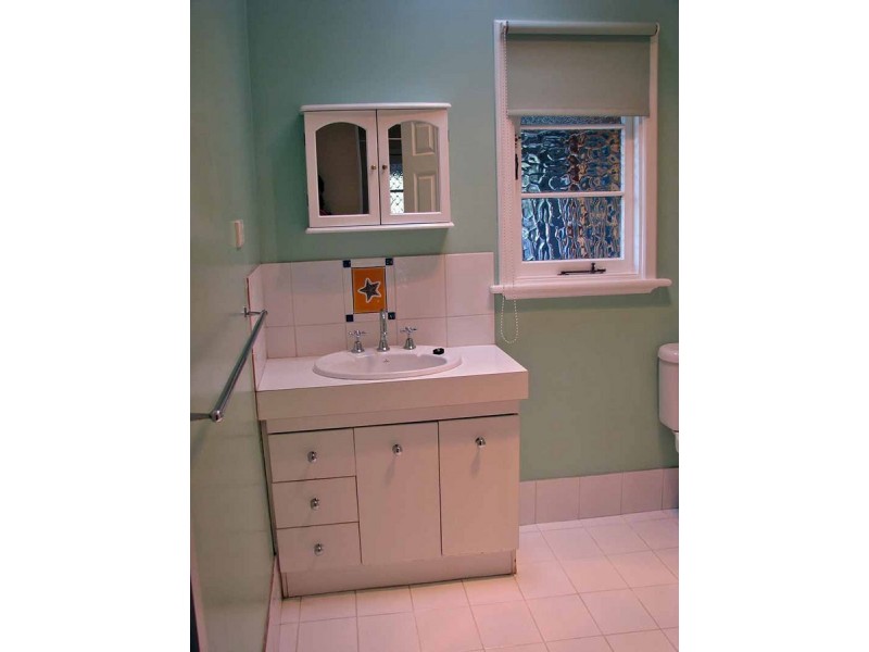 184 Holbeck Street, Doubleview WA 6018