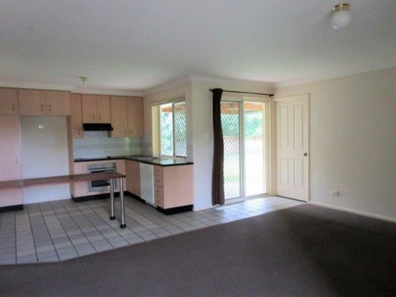 19 Dorset Drive, Caboolture South QLD 4510