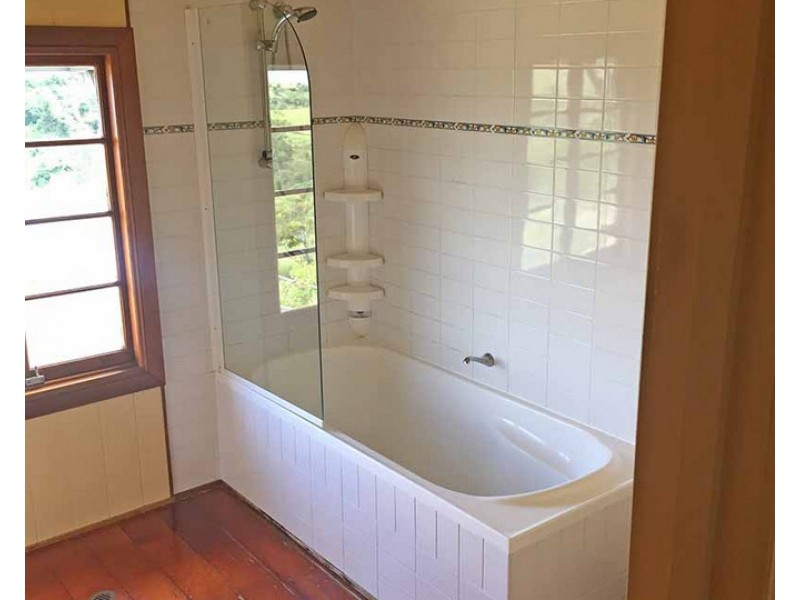 1 Tallegalla Two Tree Hill Road, Tallegalla QLD 4340