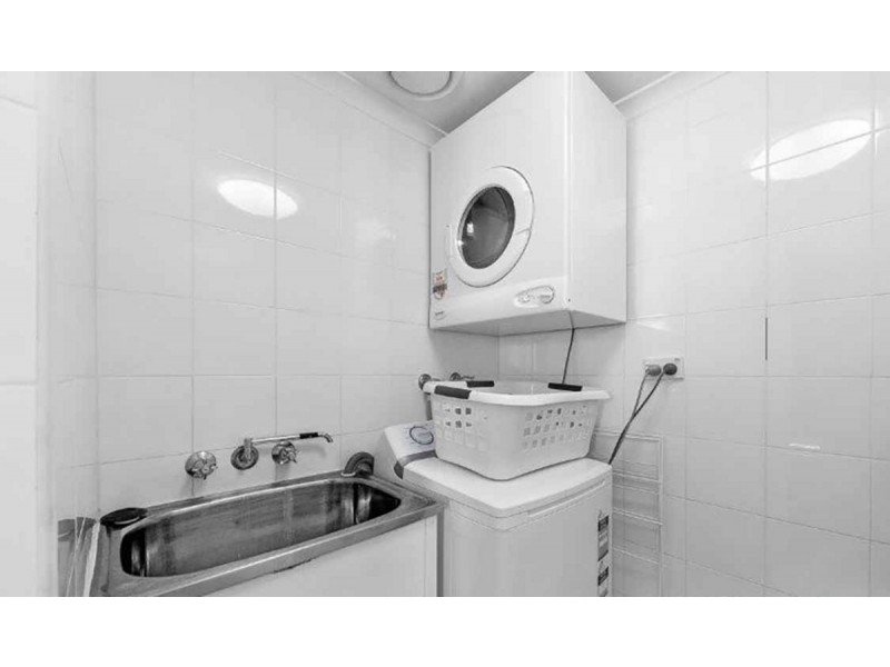 21/15-21 Breaker Street, Main Beach QLD 4217