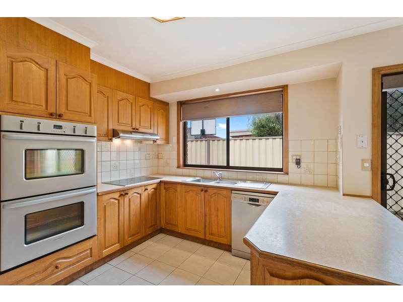 6 Bird Court, Hoppers Crossing VIC 3029