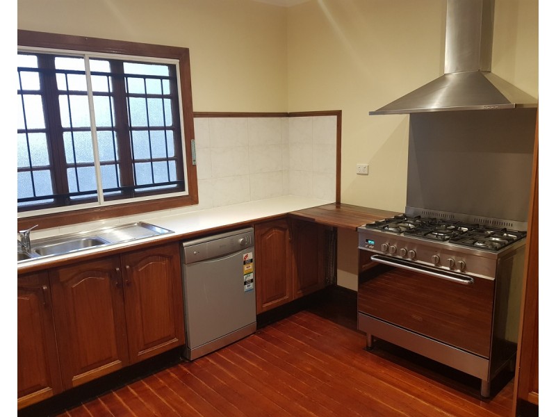 21 Railway Street, Alderley QLD 4051