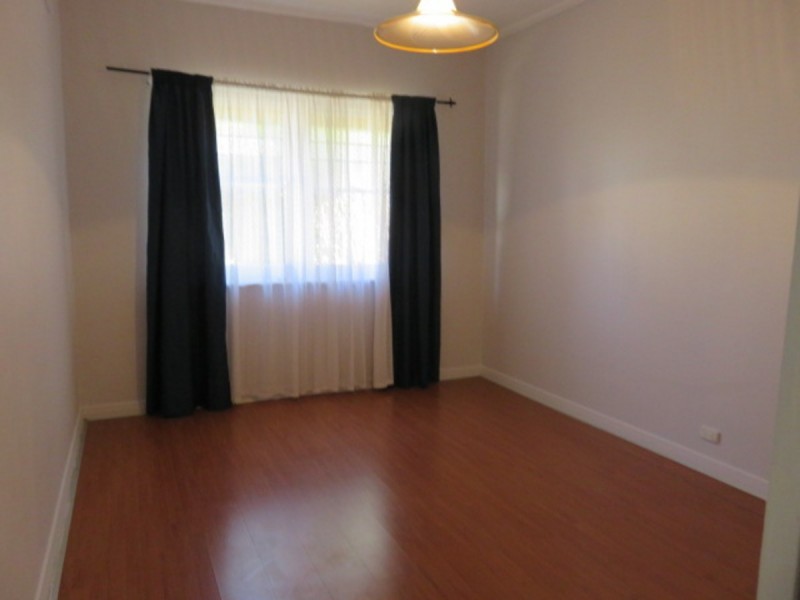 34 Sunbeam Road, Croydon Park SA 5008