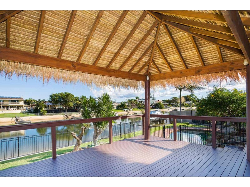 12 Park Avenue, Broadbeach Waters QLD 4218