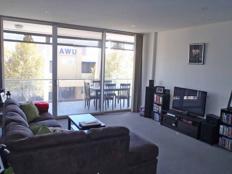 W4/18-28 Main Street, Mawson Lakes SA 5095