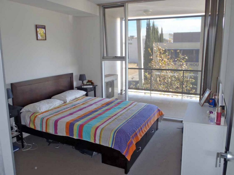 W4/18-28 Main Street, Mawson Lakes SA 5095