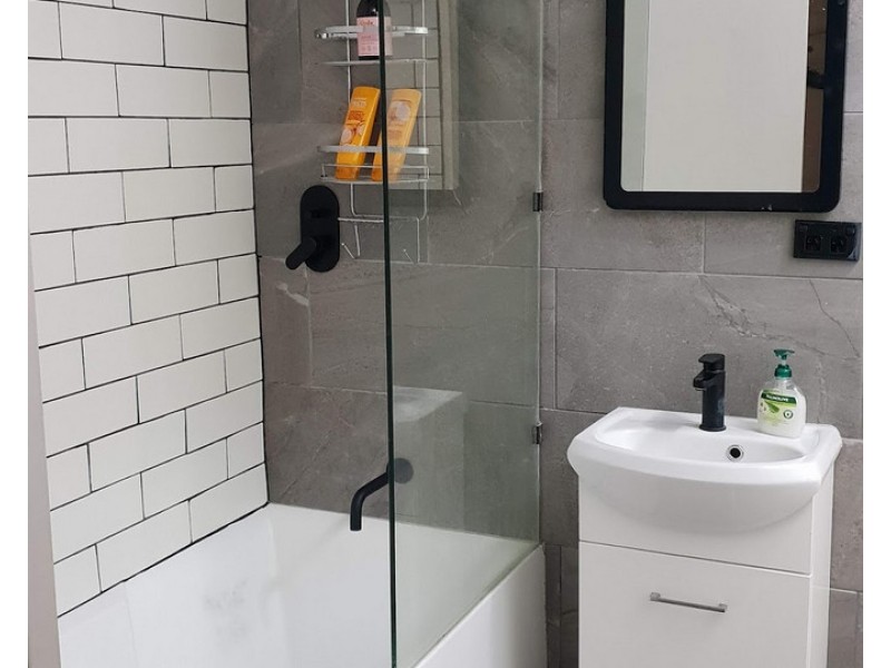 4/27 Robe Street, St Kilda VIC 3182