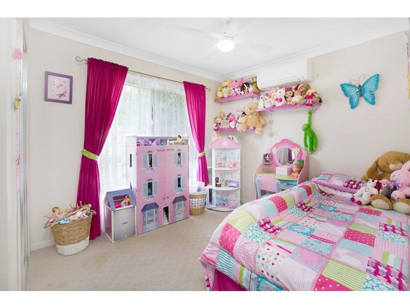 79 South Queensborough Parade, Karalee QLD 4306