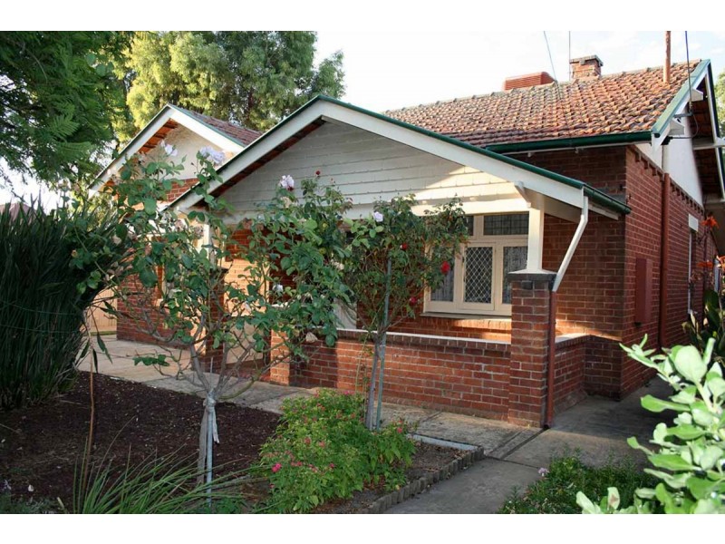 62 Addison Road, Black Forest SA 5035