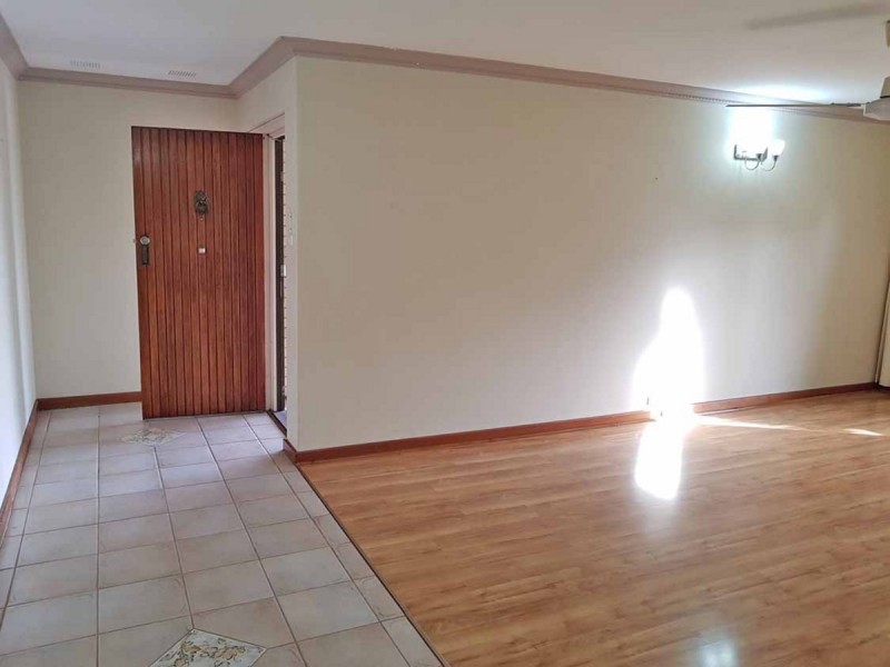 32 Vahland Avenue, Riverton WA 6148