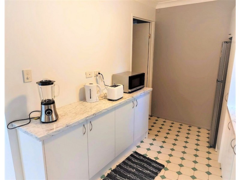 B/13 Furlong Street, Indooroopilly QLD 4068