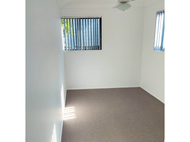 B/13 Furlong Street, Indooroopilly QLD 4068