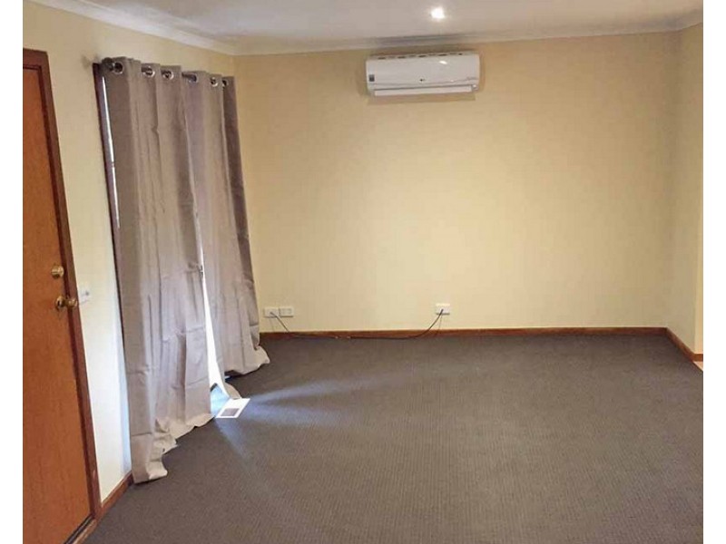 2/52 Central Avenue, Bayswater North VIC 3153