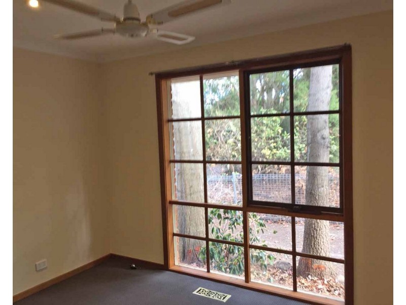 2/52 Central Avenue, Bayswater North VIC 3153