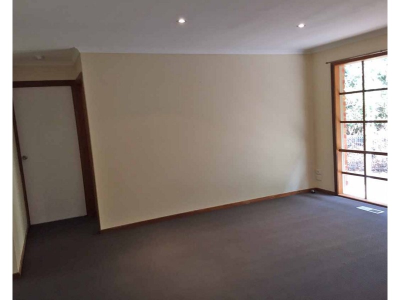 2/52 Central Avenue, Bayswater North VIC 3153